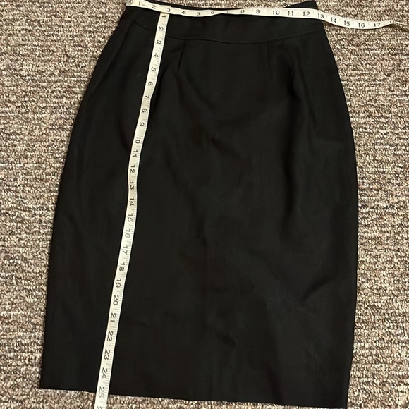 JH Collectibles vintage woman’s high waist black dress skirt - Picture 5 of 8